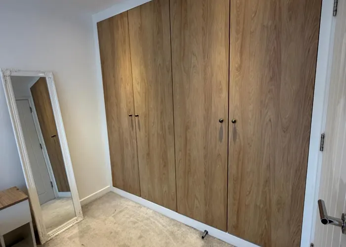 Lovely 2 Bed Bedminster Flat With Parking Daire Bristol