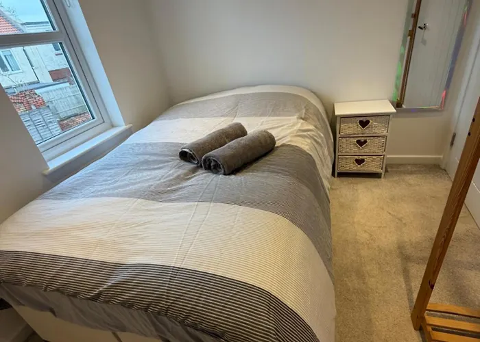 Apartman Lovely 2 Bed Bedminster Flat With Parking *